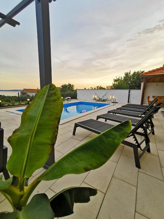 A4 Apartmani Kevic Kaštela 外观 照片